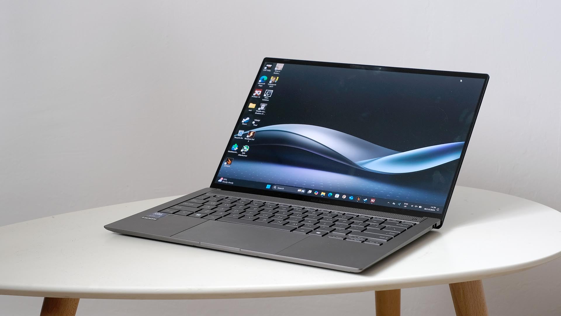 Asus Zenbook S14 OLED Review