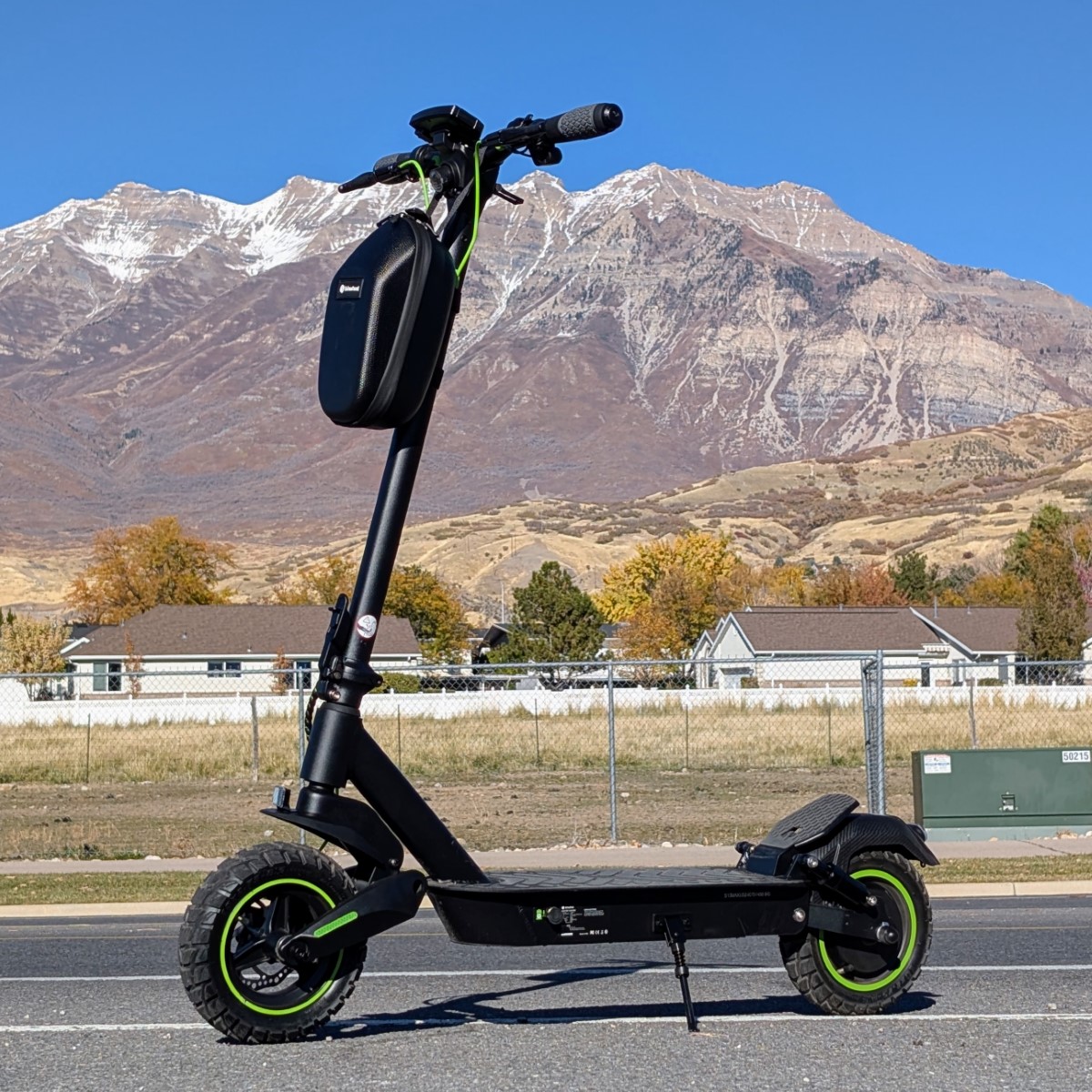 isinwheel S10Max scooter review – more than enough for most riders